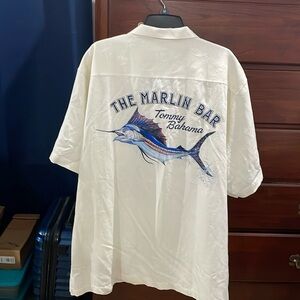 Tommy Bahama men’s XXL 2020 artist series camp shirt. New no tags. $100